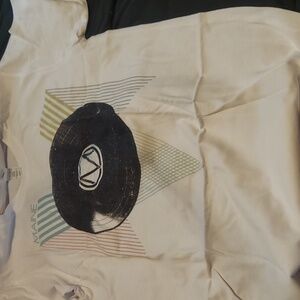 Nwt! Band merch. The Maine graphic tee.